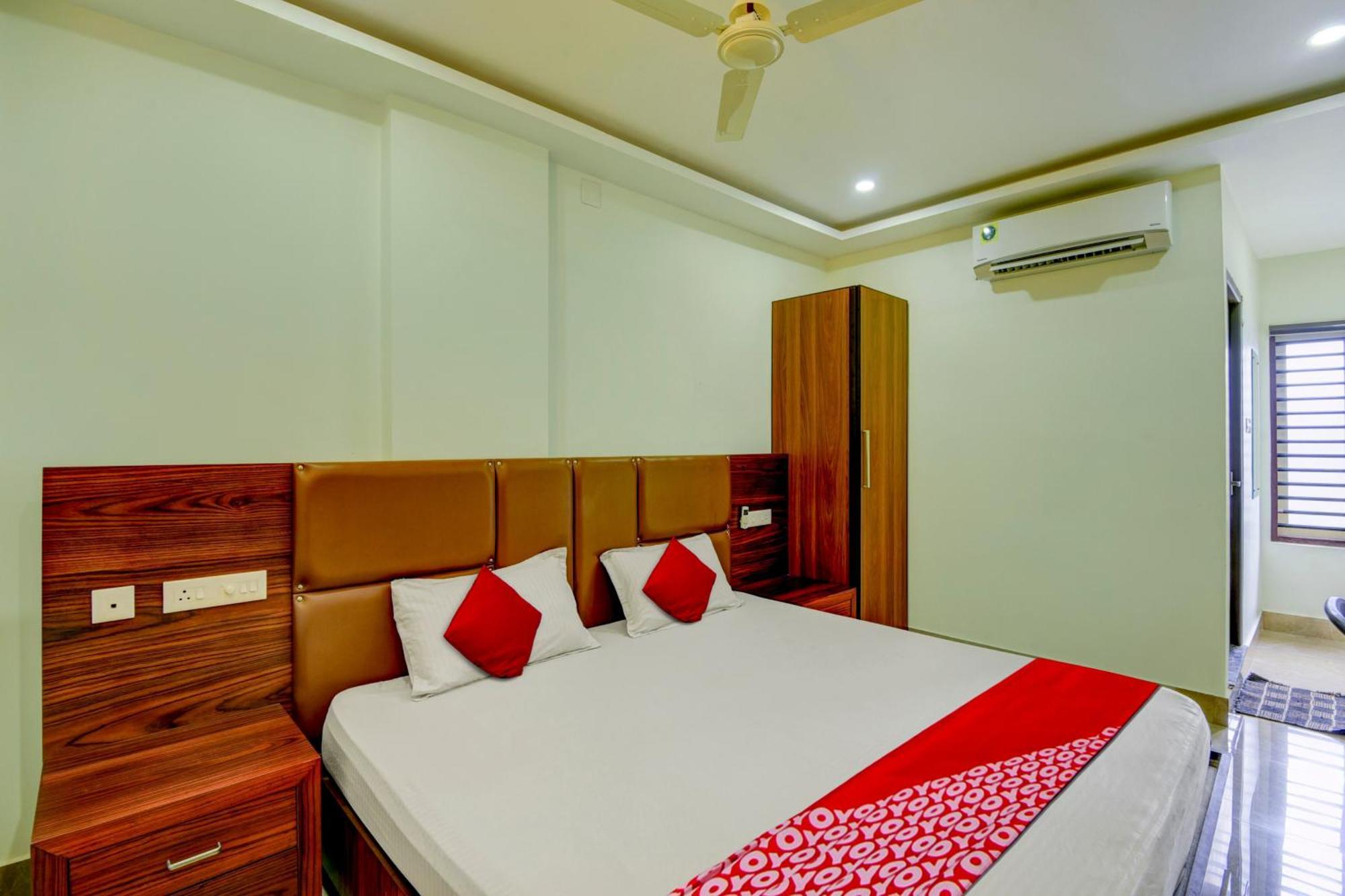 Hotel O Royal Tower Lodge Etakkare Luaran gambar