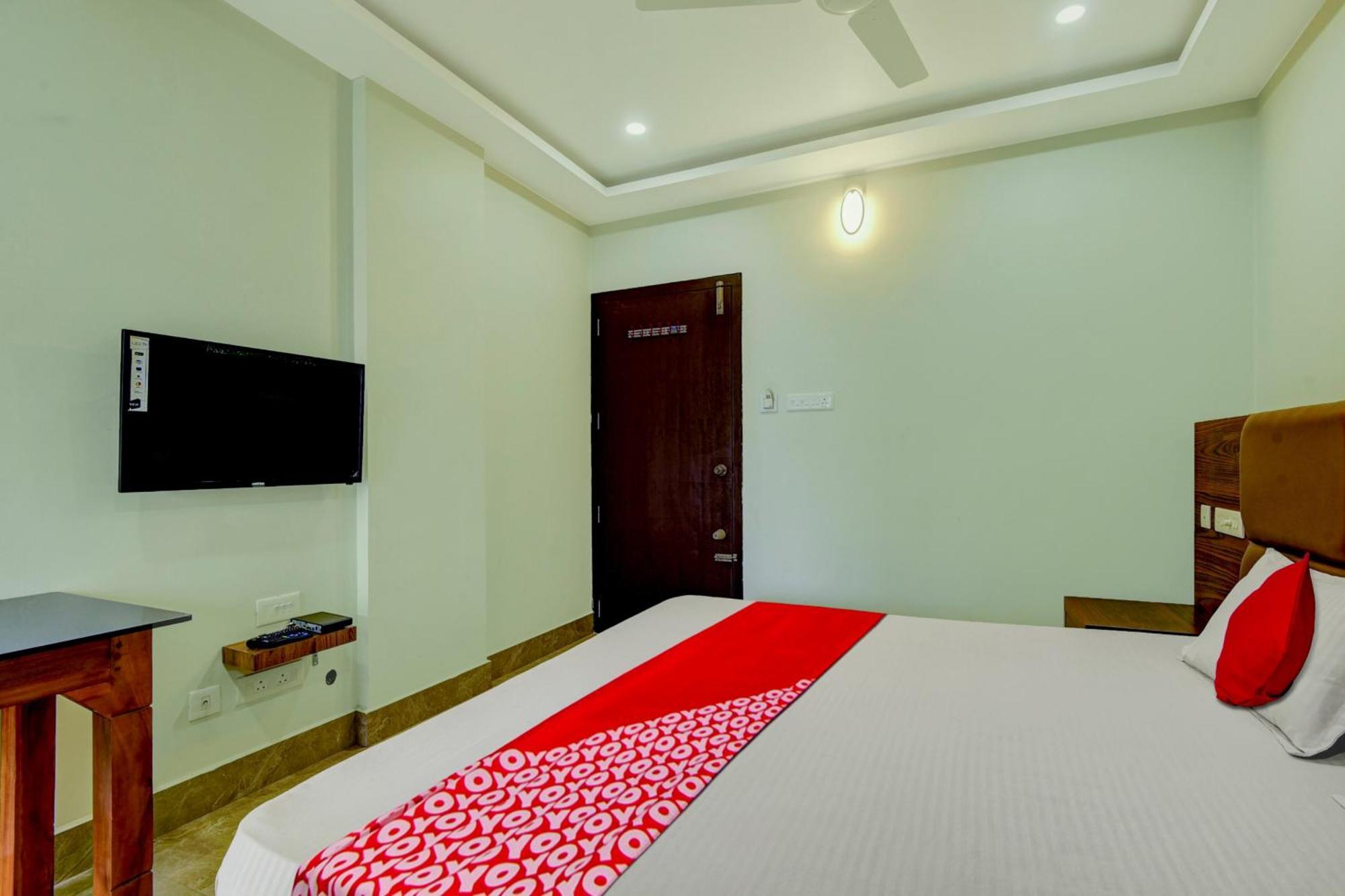Hotel O Royal Tower Lodge Etakkare Luaran gambar